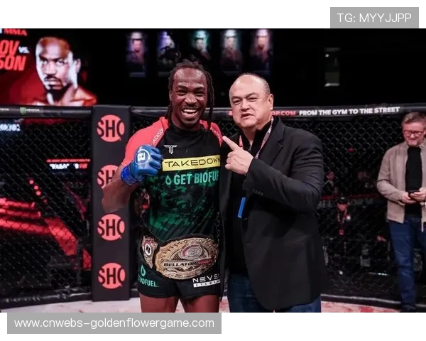 前Bellator冠军雅罗斯拉夫·阿莫索夫从战区废墟中寻回金腰带,即将亮相UFC拉斯维加斯首秀 前Bellator冠军雅罗斯拉夫·阿莫索夫从战区废墟中寻回金腰带,即将亮相UFC拉斯维加斯首秀