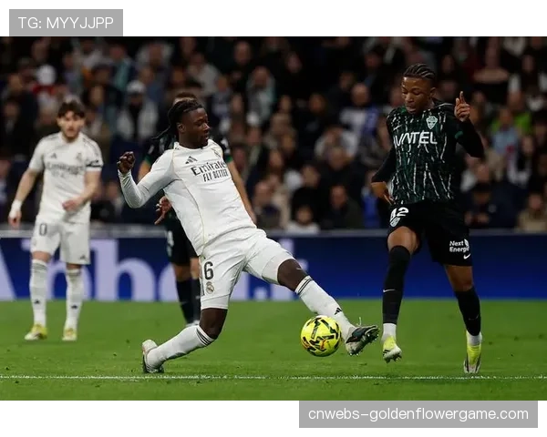 皇马考虑今夏出售卡马文加，巴黎重燃兴趣，俱乐部标价5000万欧元